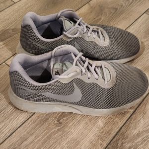 Nike Sneakers Men Gray Size 10